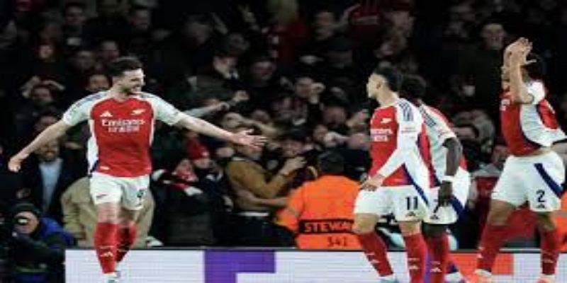 酋长球场奇迹：赖斯任意球引领开局 - 开云体育