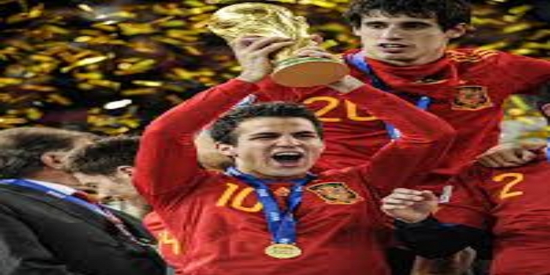 国家队荣耀与历史定位：一代中场的最终评价-开云体育