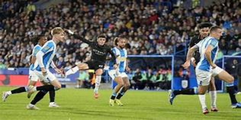 门将引援告吹—开云体育解析迈尼昂交易失败原因-开云体育